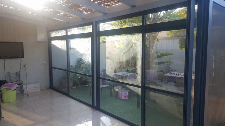 Закрытие балкона в Хайфе, Крайот